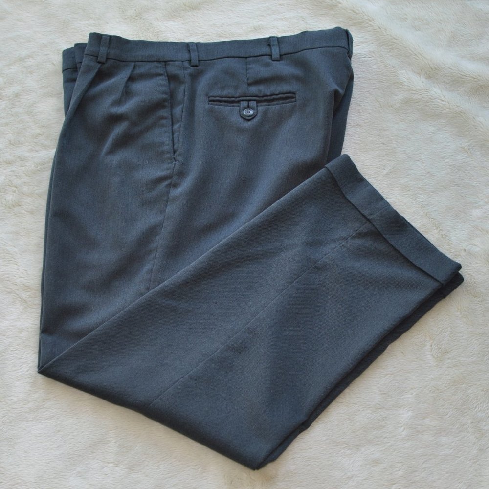 Haggar gray men’s trousers 36x30. - Picture 2 of 5
